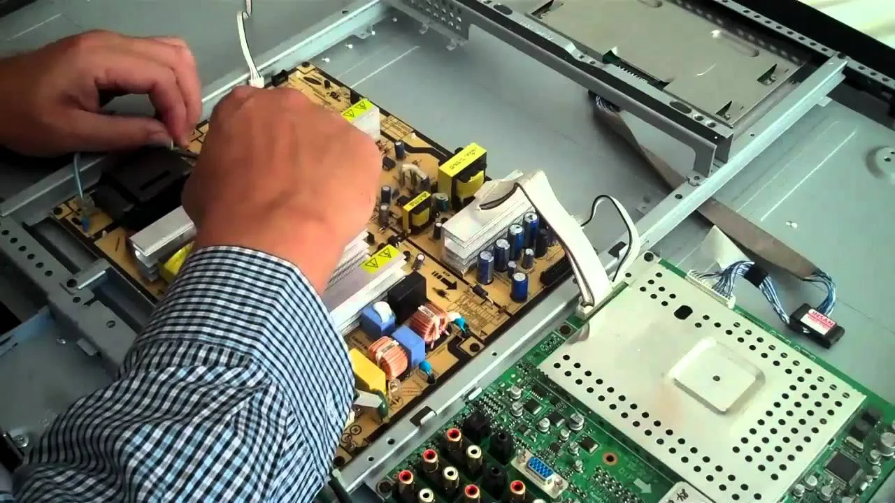 Samsung Smart TV Repair Service Near Me — Trusted Expert Fix | Riyadh Electronics